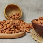 لوز محمص وسط